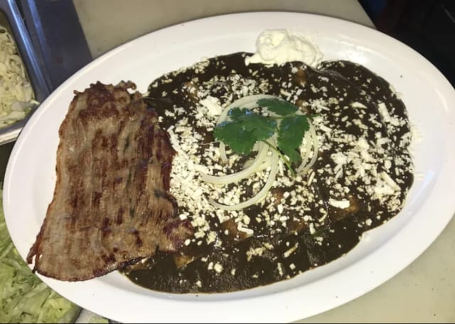 ENFRIJOLADAS COMBO.